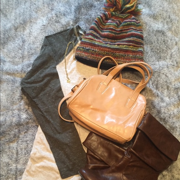 Elephant Necklace - Picture 2 of 4